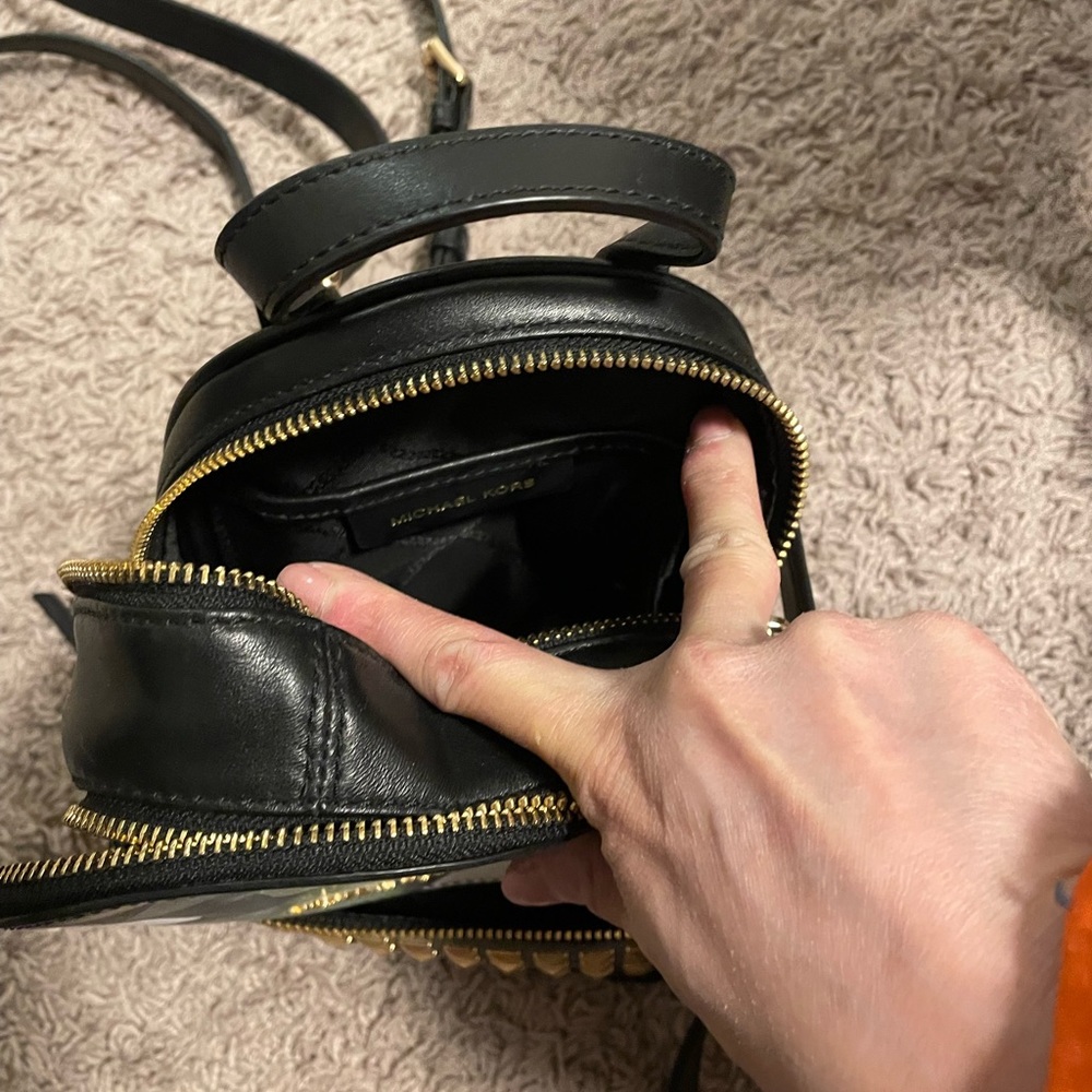 Michael KORS mini backpack - Picture 3 of 3
